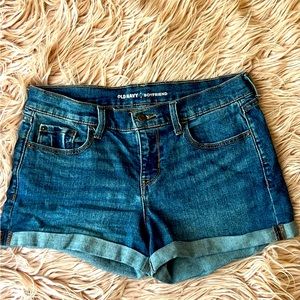 Old Navy Boyfriend Jean Shorts Sz. 6